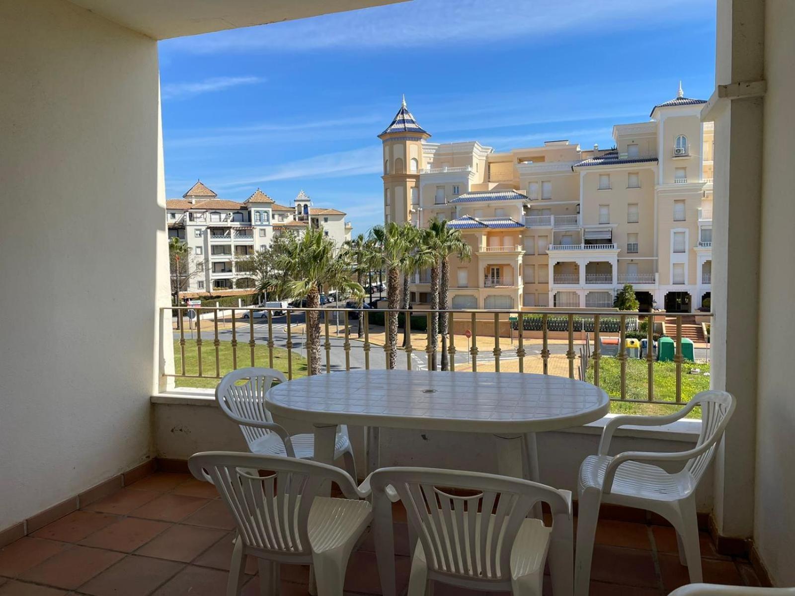 Preciosos Apartamento De Dos Dormitorios ايامونتي المظهر الخارجي الصورة